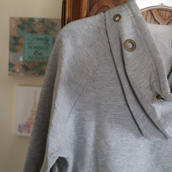 Anthropologie || Philosophy Heather Gray Grommet Crop Sweatshirt Hoodie - Size L - Picture 12 of 16